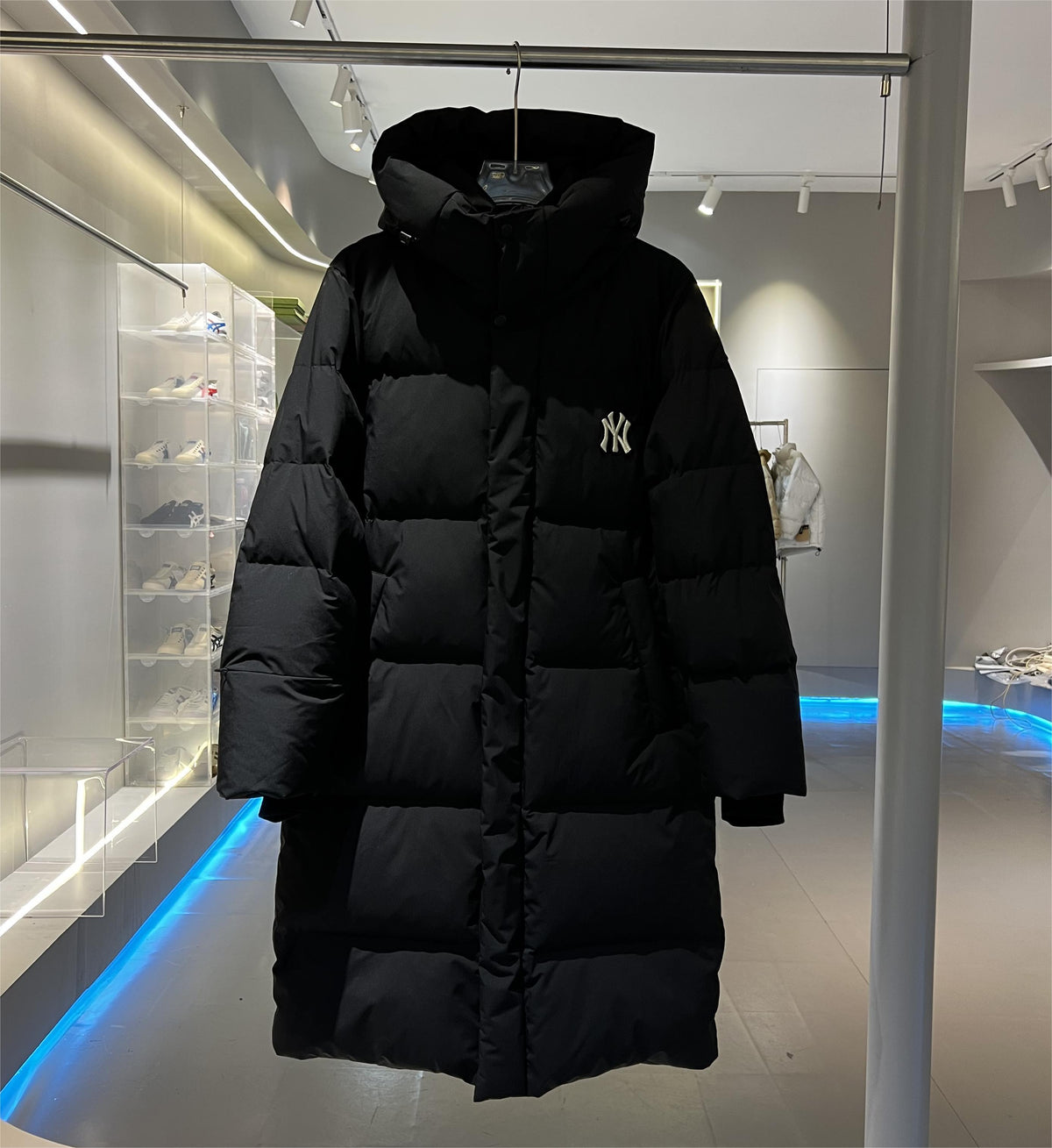 MLB New York Yankees Long Hooded Down Coat - Black