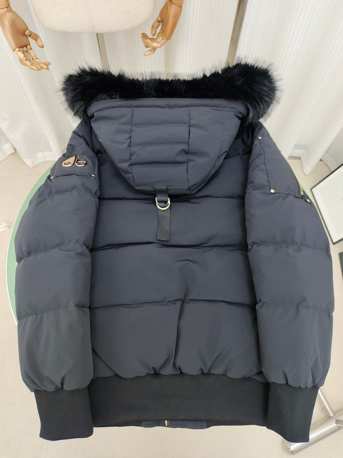 Moose Knuckles Hooded Puffer Bomber Jacket - Dark Navy