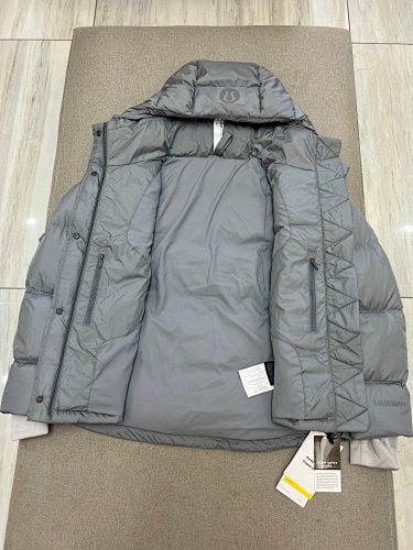 lululemon Wunder Puff Hooded Puffer Jacket - Gray