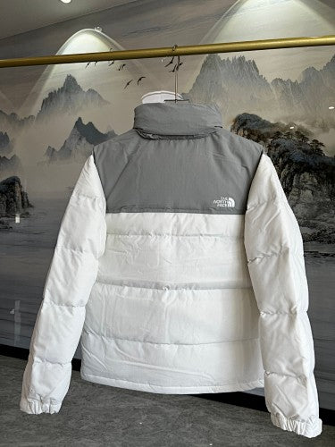 The North Face Large-Logo Colorblock Puffer Jacket - White & Gray