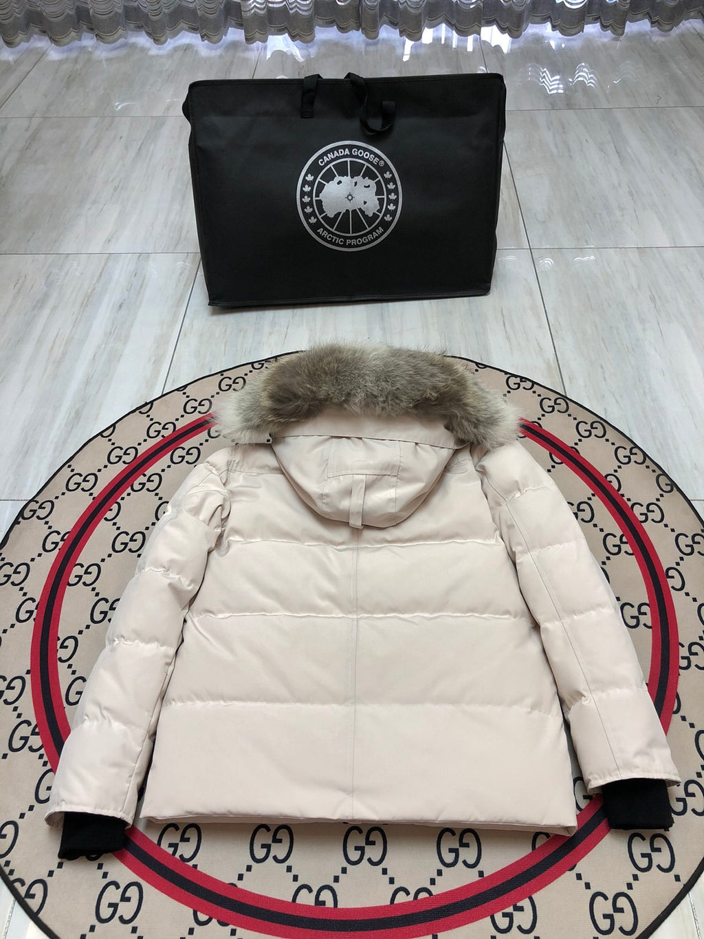Canada Goose Unisex Hooded Puffer Jacket - Cream