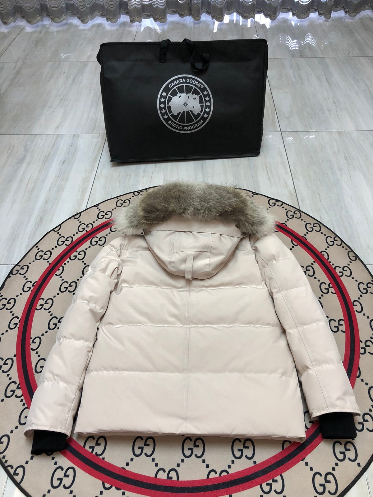 Canada Goose Unisex Hooded Puffer Jacket - Cream