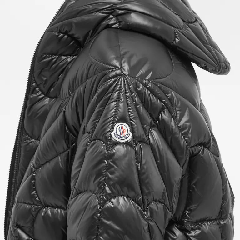 Moncler Violier Spiderweb-Quilted Hooded Puffer Jacket - Black