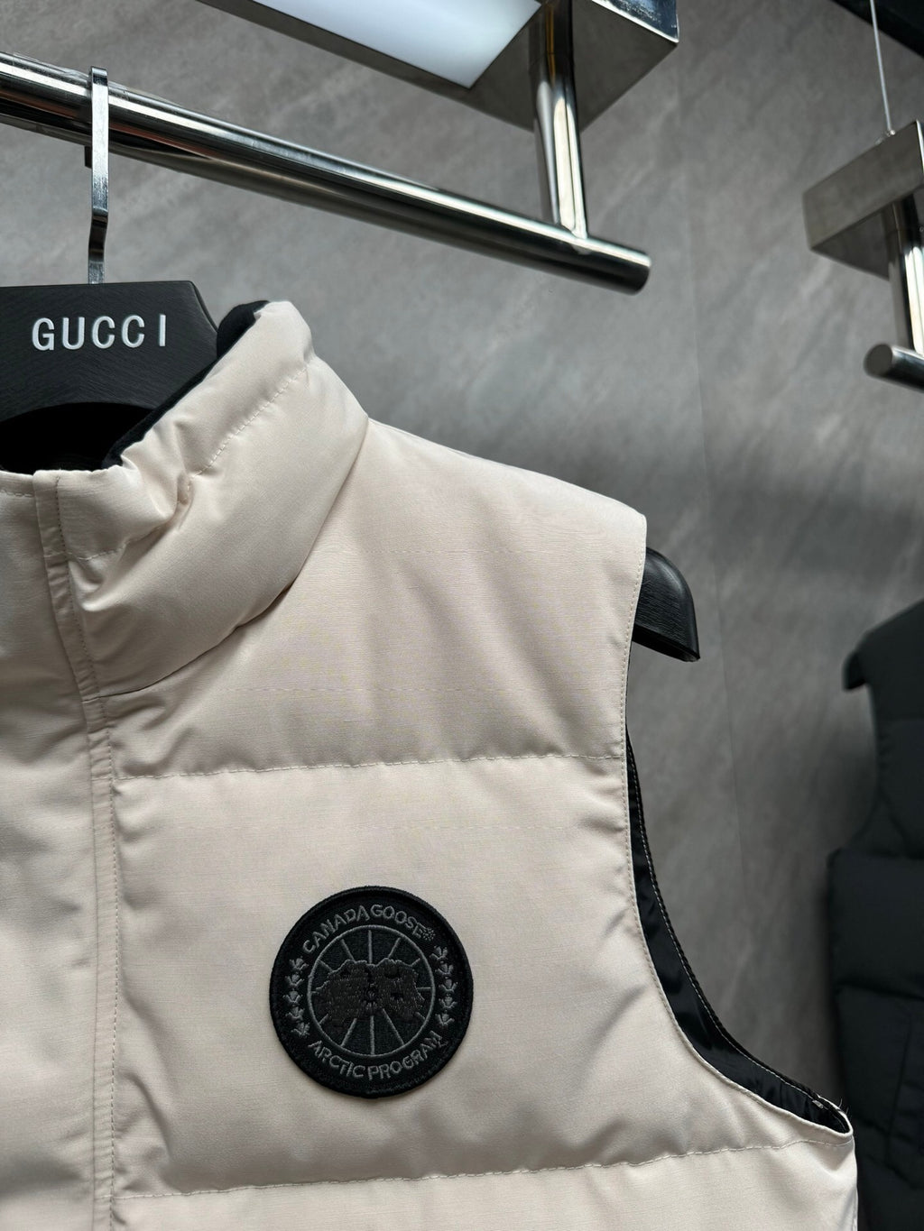 Canada Goose Black Badge Stand-Collar Puffer Vest - Cream