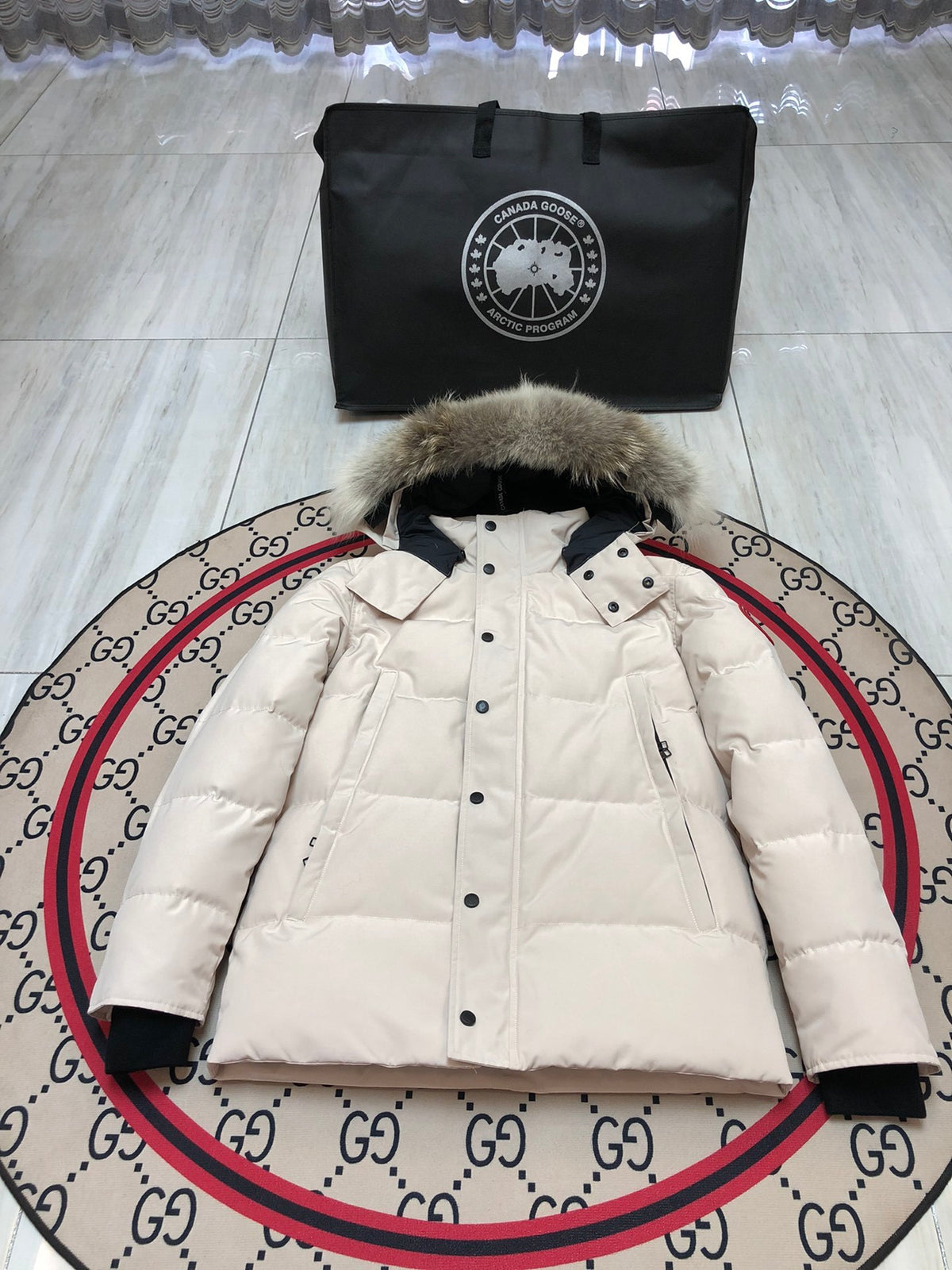 Canada Goose Unisex Hooded Puffer Jacket - Cream
