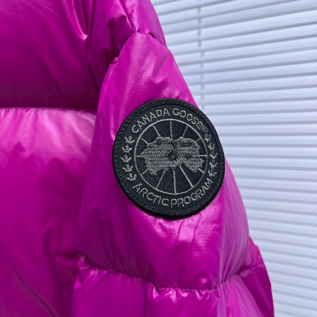 Canada Goose Women's Cropped Puffer Jacket - Fuchsia
