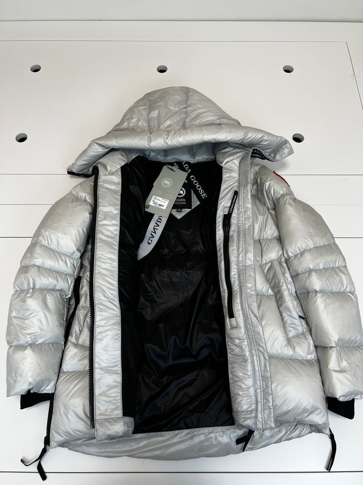 Canada Goose Women's Hooded Puffer Jacket - Silver Gray