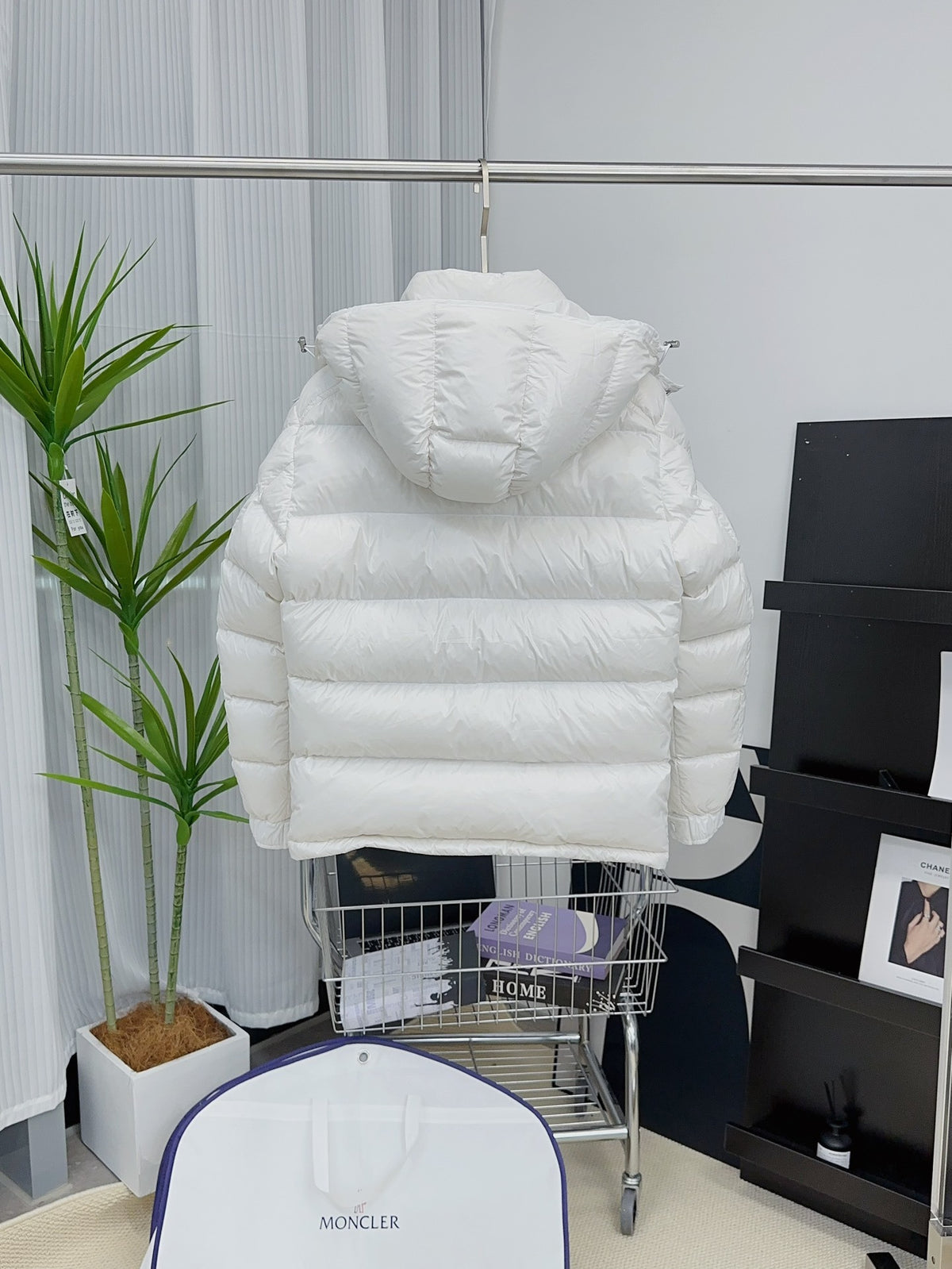 Moncler Maya Hooded Puffer Jacket - White