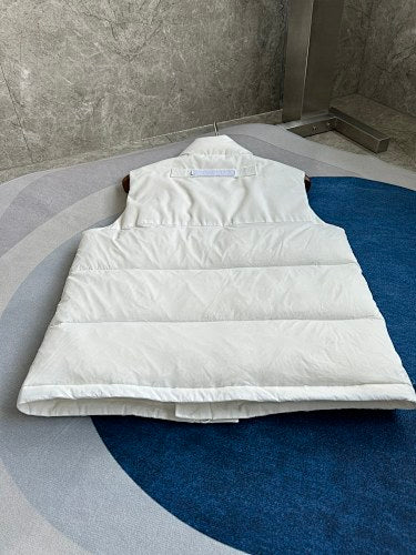 Canada Goose Tonal Logo Quilted Puffer Vest - White