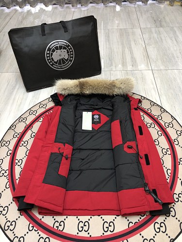 Canada Goose Unisex Hooded Parka - Red