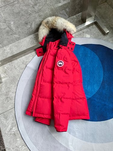 Canada Goose Hooded Quilted Puffer Jacket - Red
